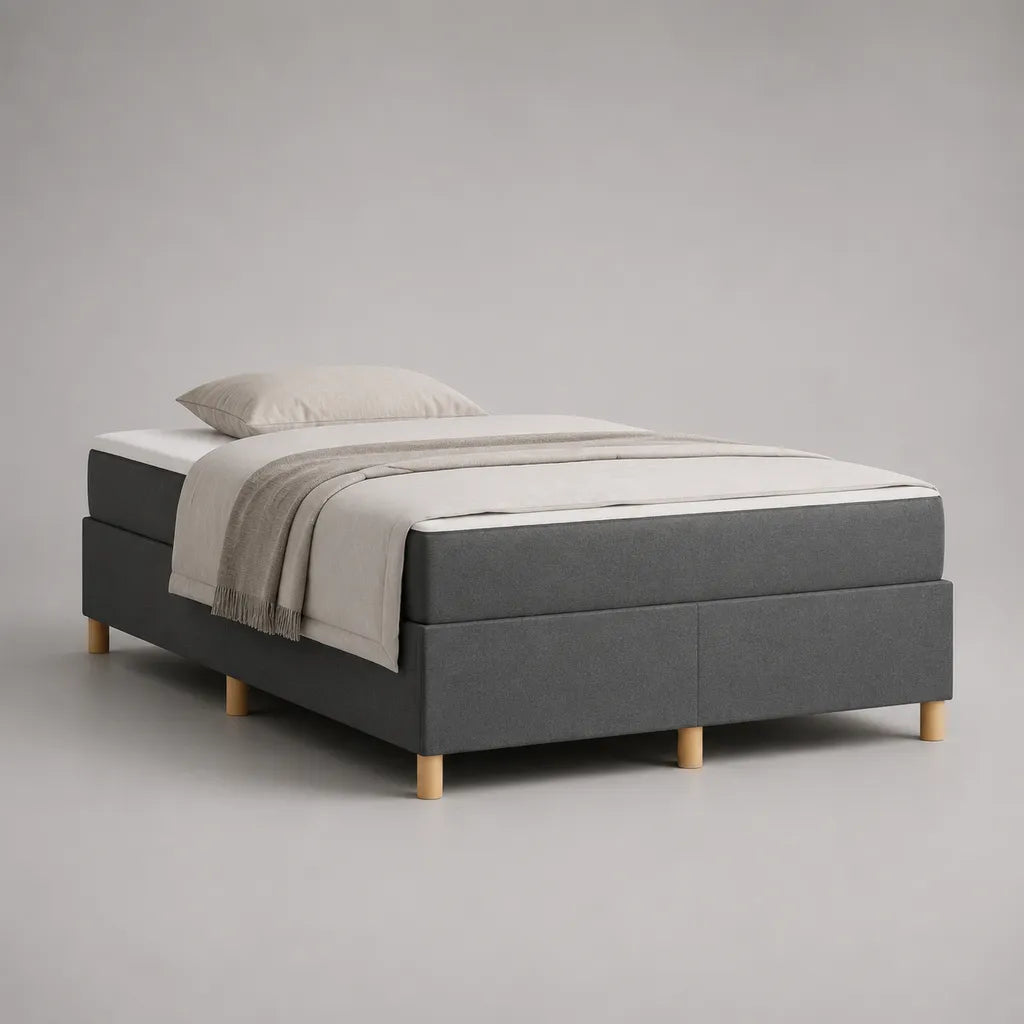 Lit boxspring en tissu gris et bois naturel 160 x 200 cm avec matelas à ressorts ensachés et sommier tapissier